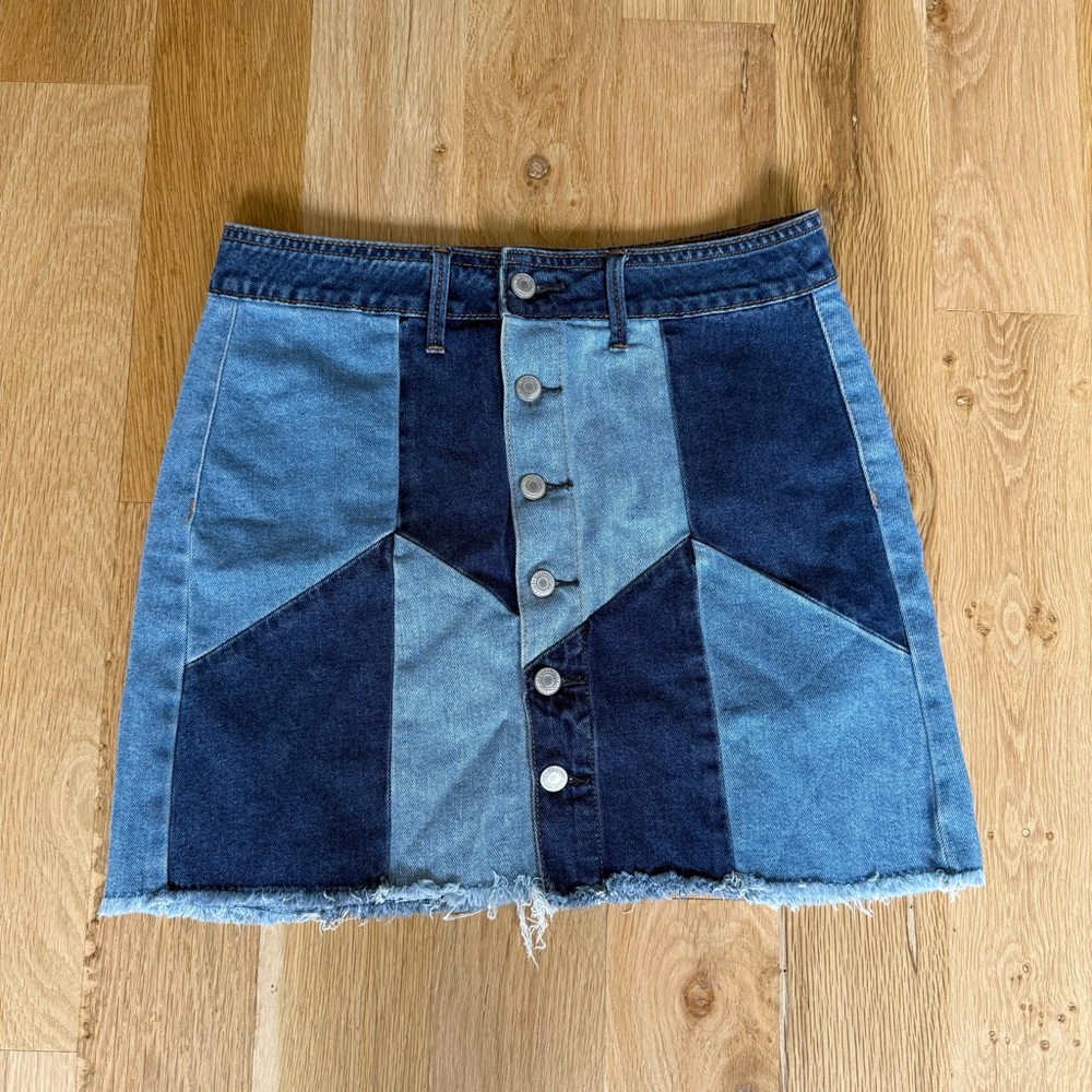 American Eagle Denim Patchwork Skirt - Blue, size 6